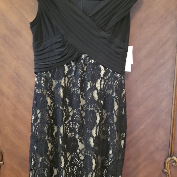 Fancy holiday party dress, size 12 - Picture 6 of 8